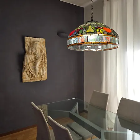 The Elegant And Contemporary Oasis In Parco Ruffini 公寓 *